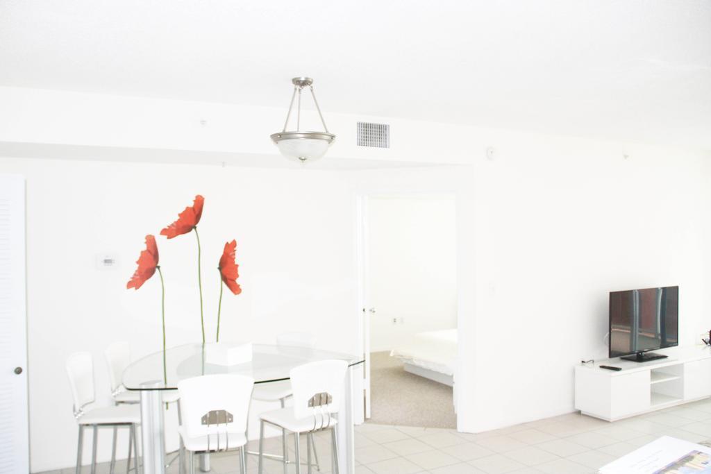 Miami Waterfront Apartments 阳光岛滩 客房 照片
